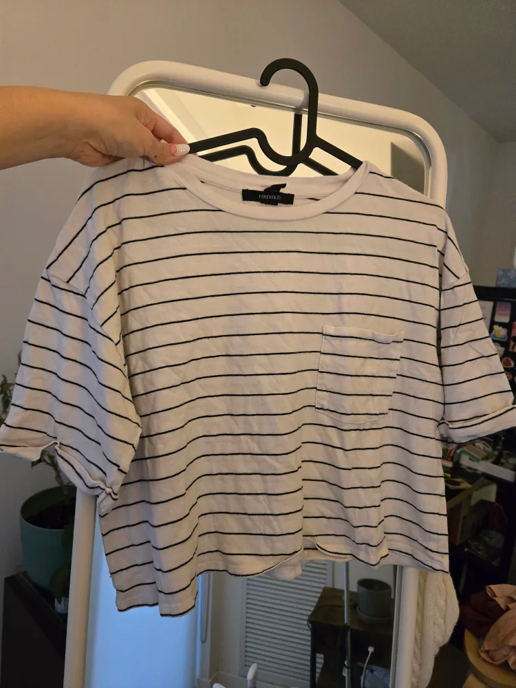 Forever 21 Striped Crop Top thumbnail