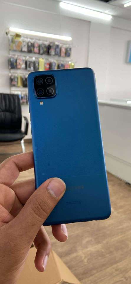 Samsung Galaxy A12 - Blue - photo 3