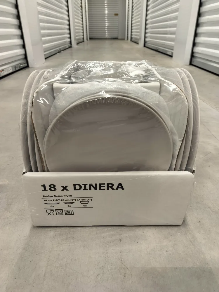 IKEA Dinera 18-Piece Dinnerware Set, New in Box thumbnail