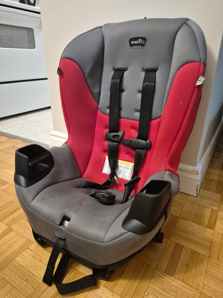 Evenflo Sonus Convertible Car Seat thumbnail