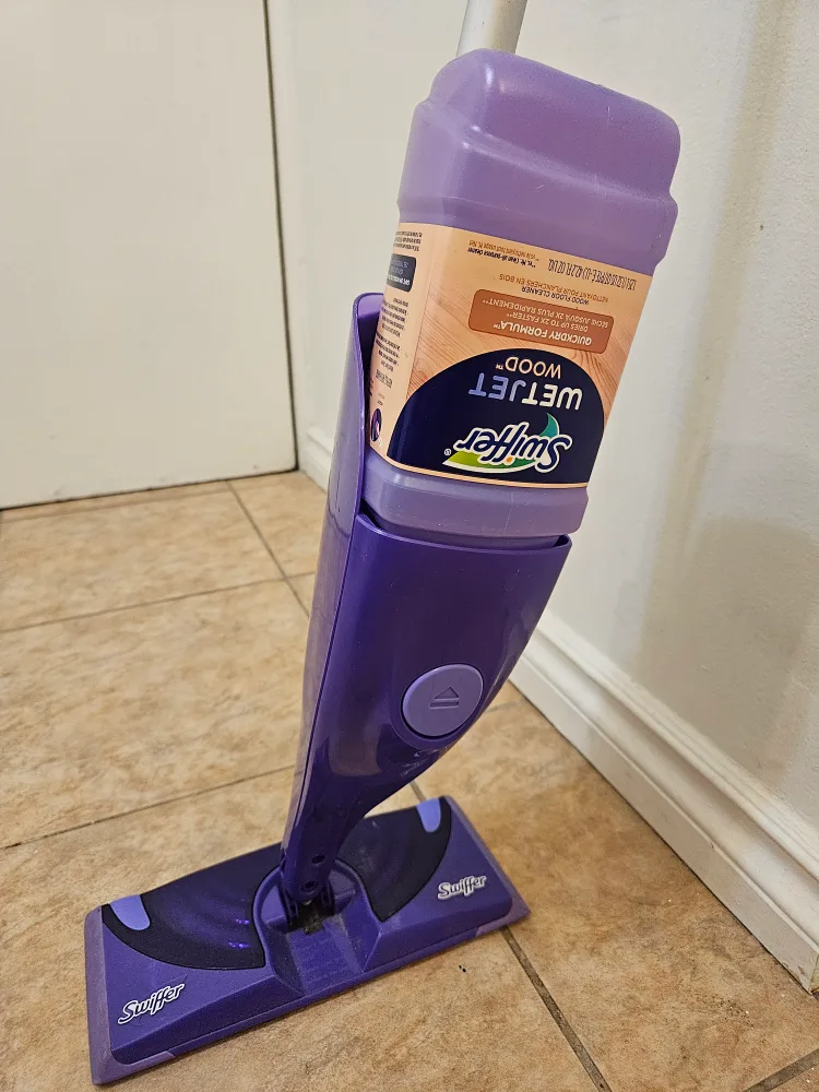 Swiffer WetJet Wood Floor Mop image indicator(2)
