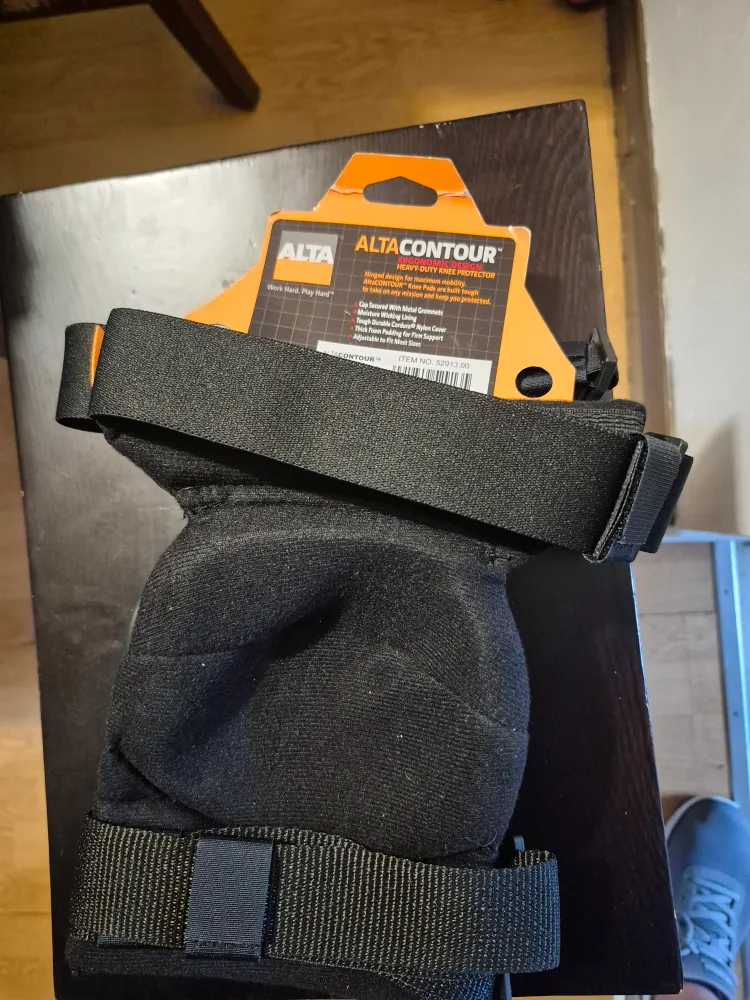 Alta Contour Knee Protectors - New! image indicator(7)