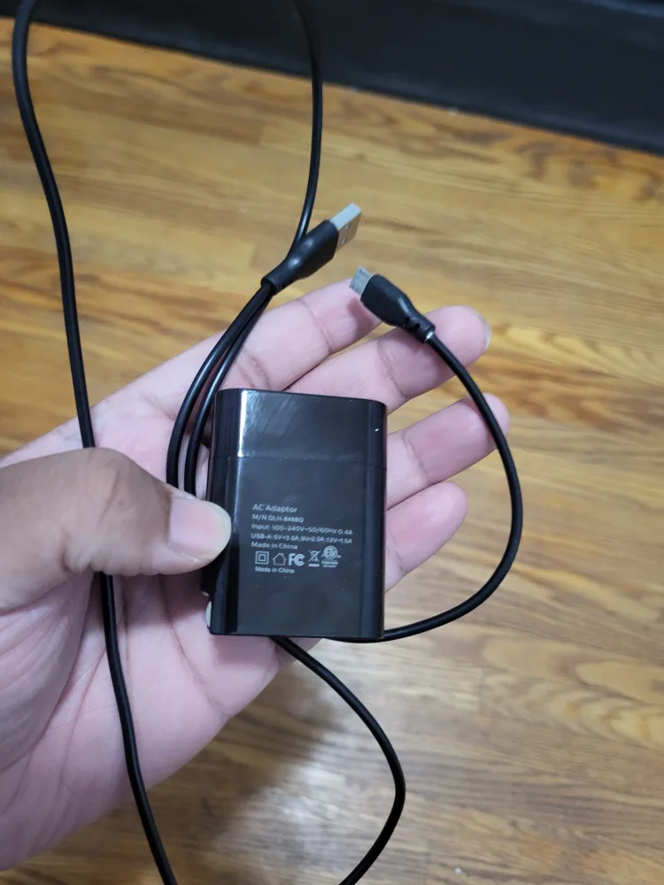 Lenovo Smartphone.  No Issues. Working great. Charger  Included. image indicator(9)