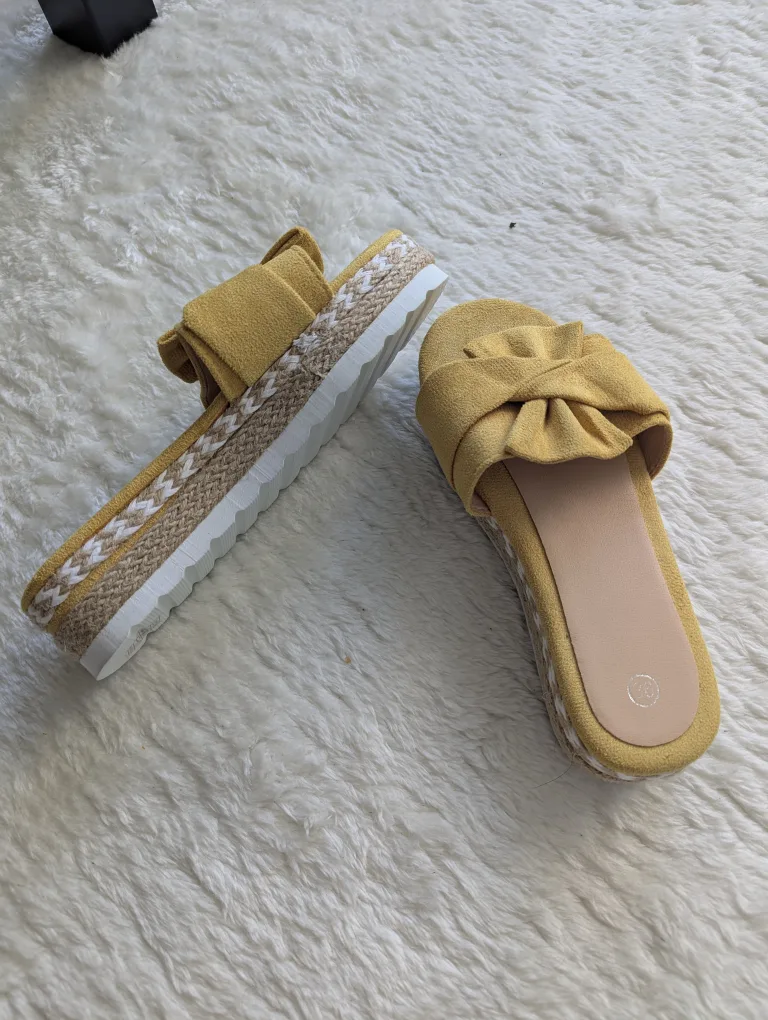 Yellow Bow Sandals - Size 6 thumbnail