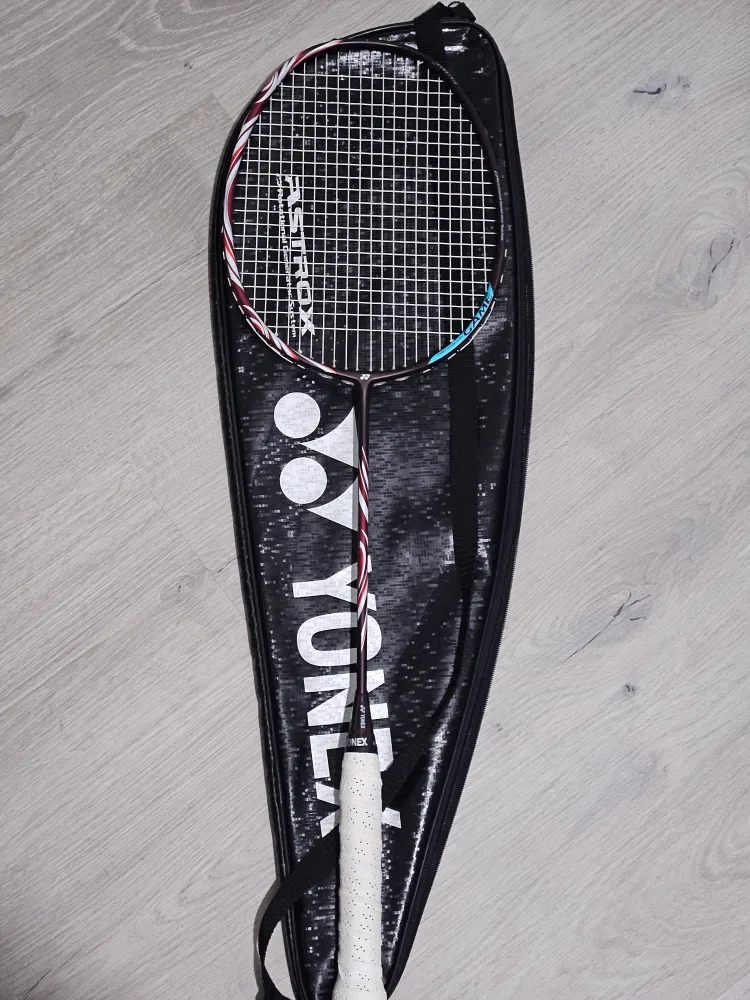 Yonex Astrox 100 Game 4UG5 Badminton Racket image indicator(2)