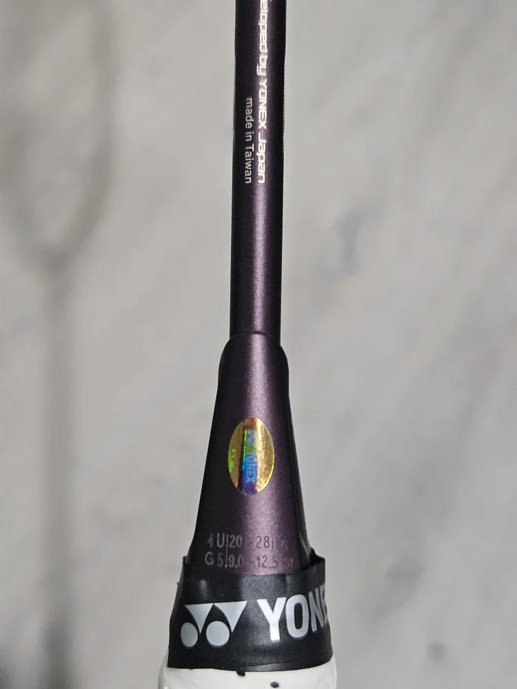 Yonex Astrox 100 Game 4UG5 Badminton Racket image indicator(4)