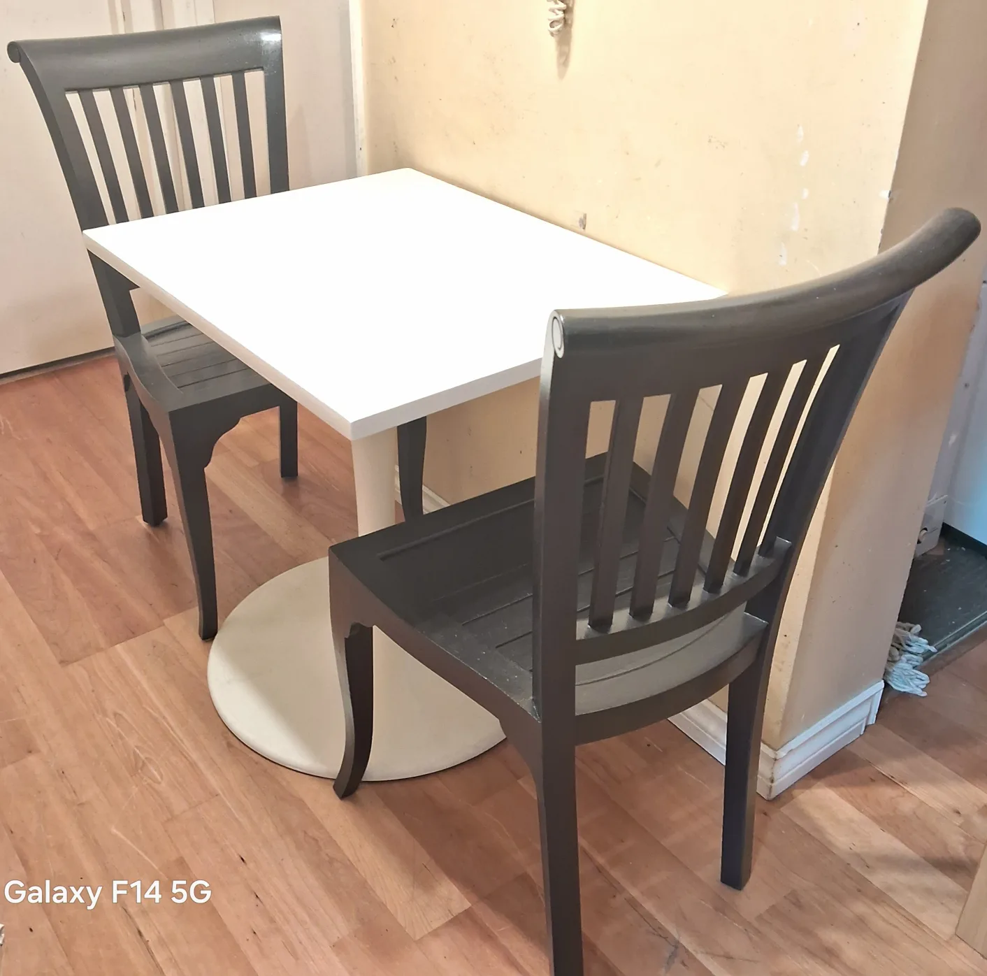 Dining Table with 2 Chairs (free delivery) thumbnail