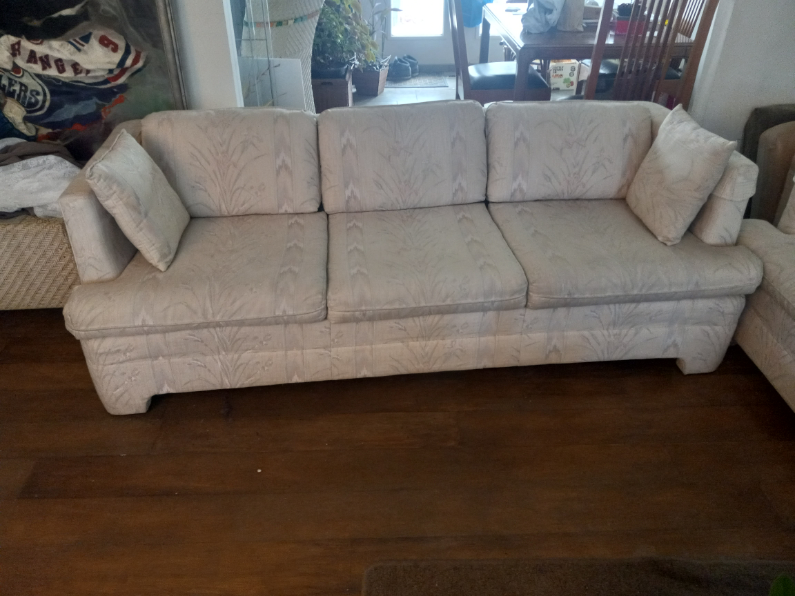 Floral Pattern Sofa Set