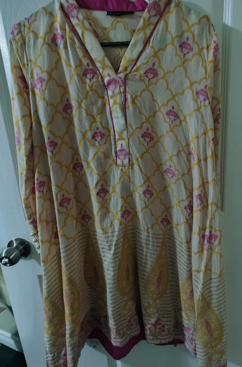 alkaram Design Studio Kurti Top thumbnail