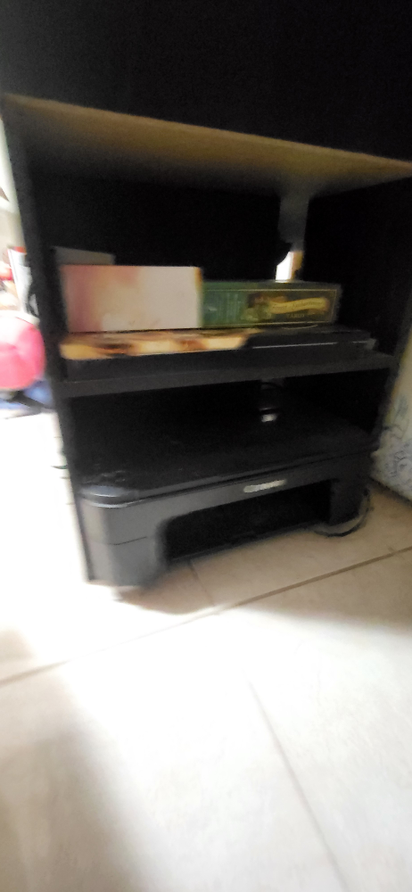 🪑 DREAM DESK  🎯 Must be picked up by July 27 - photo 4