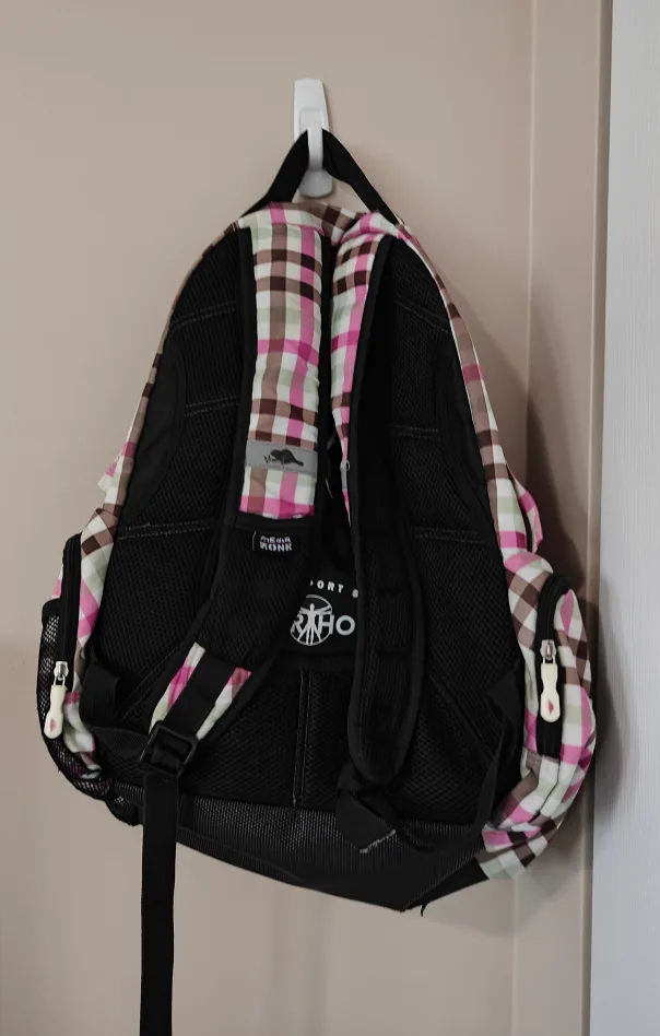 Roots Plaid Backpack ��🧡💖 image indicator(3)