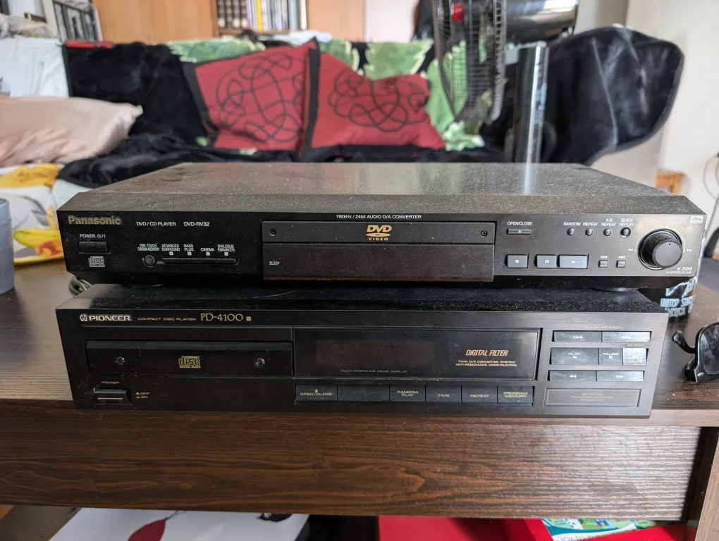 Panasonic DVD-RV32 DVD/CD Player & Pioneer PD-4100 CD Player thumbnail