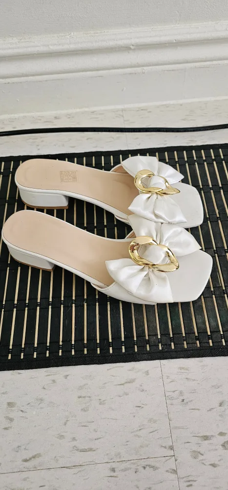 White Bow Sandals - Size 39 EU thumbnail