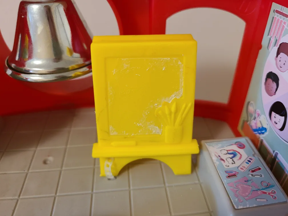 Fisher Price Little People School image indicator(5)