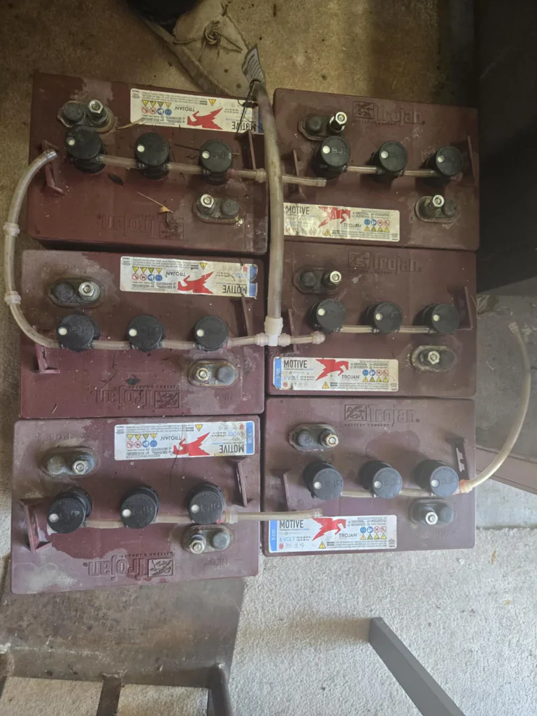 Trojan Deep Cycle Batteries image indicator(2)