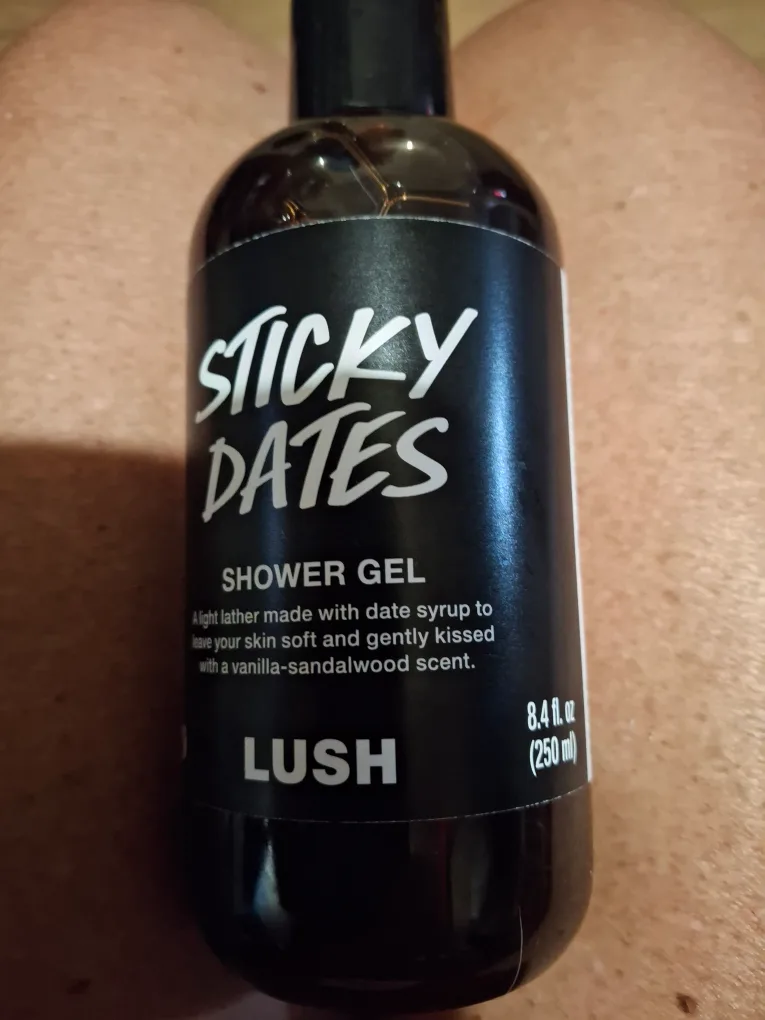Lush Sticky Dates Shower Gel 250ml thumbnail