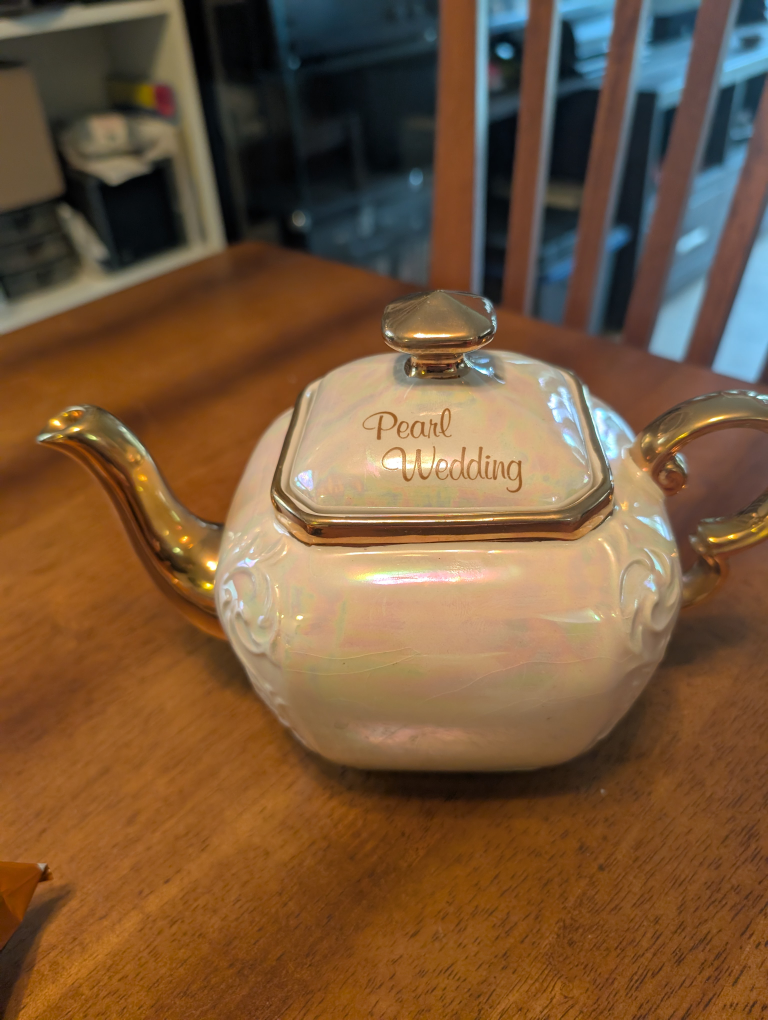 22k Pearl Wedding Teapot