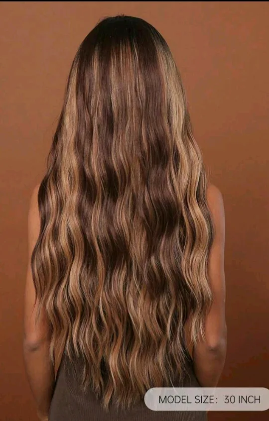 30 Inch Brown Wig with Bangs image indicator(2)