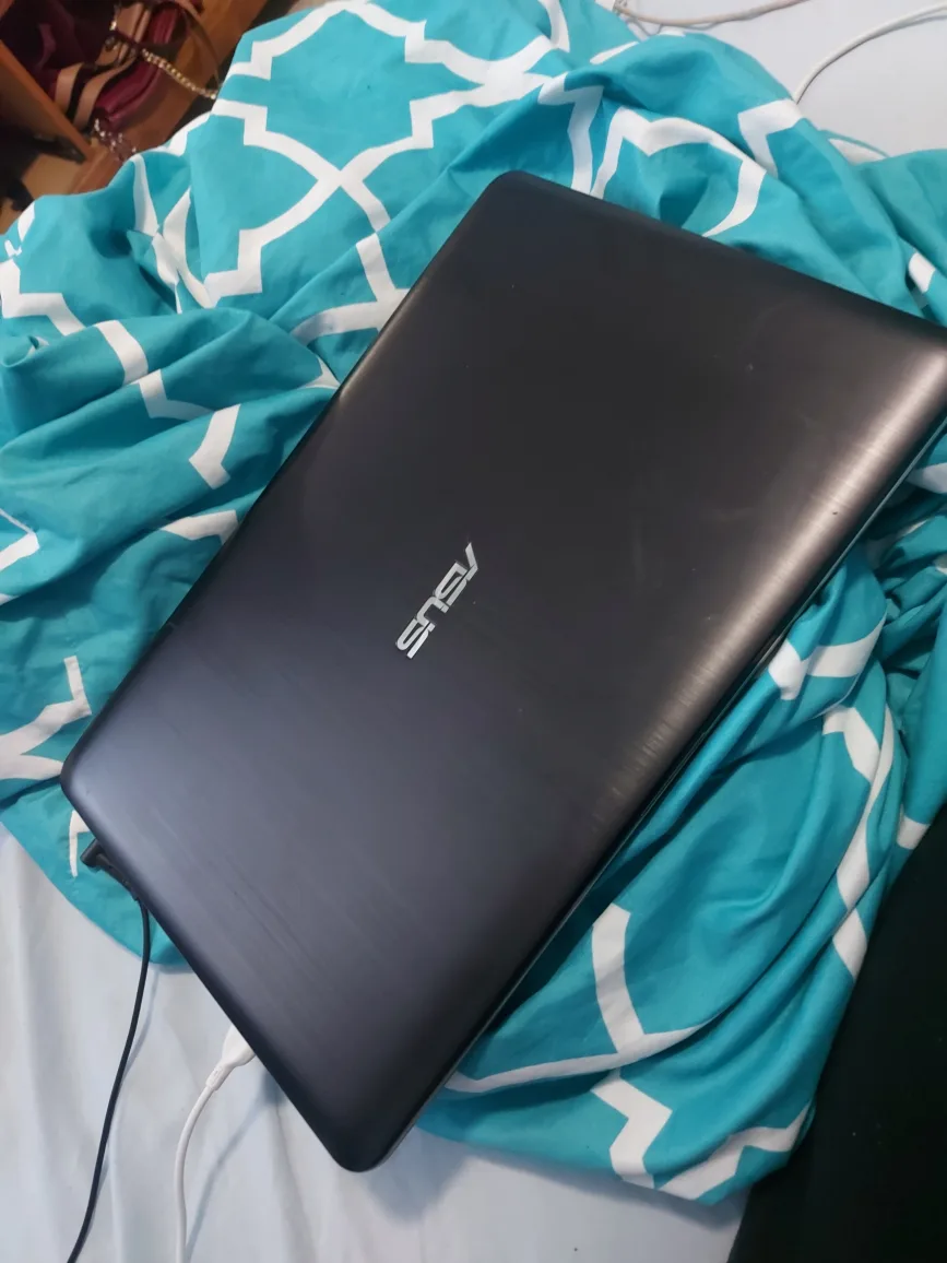 Asus Vivobook laptop image indicator(5)