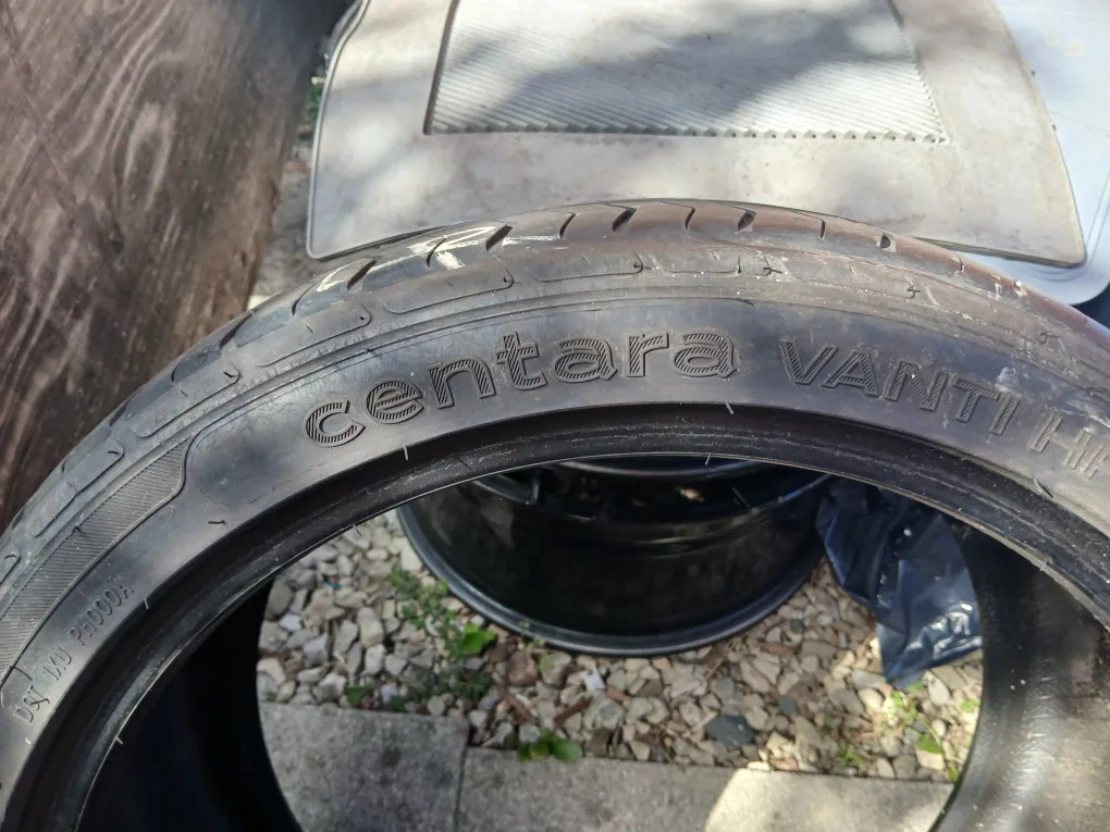 Centara Vanti HP Tire 255/35ZR18 image indicator(5)
