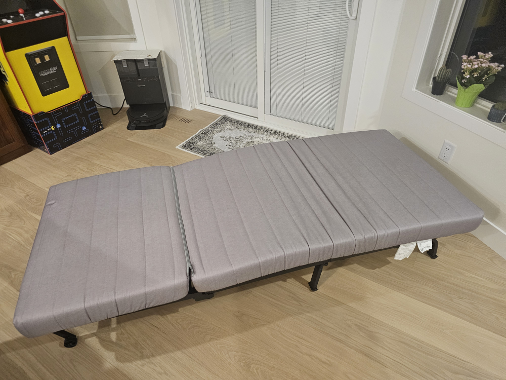 Convertible Chair Bed - Excellent Condition - photo 3