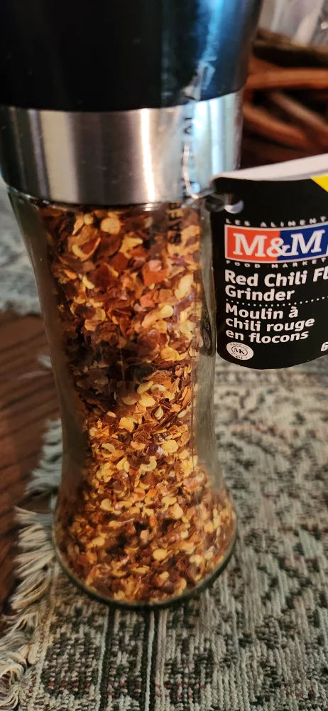 M&M Food Market Red Chili Flakes Grinder🇨🇦 thumbnail