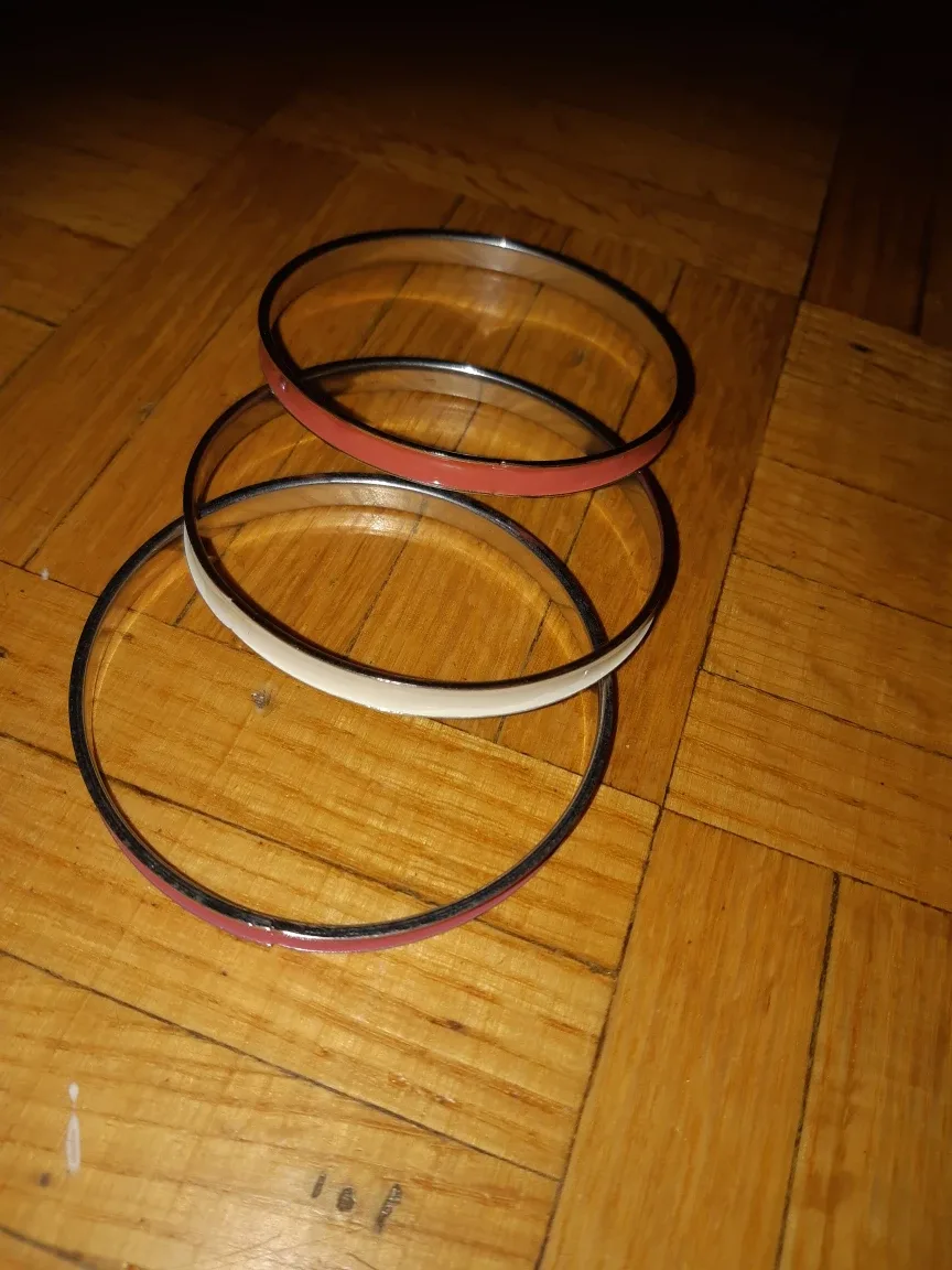 Bangle Bracelet Set - Pink, White, Silver 🇨🇦 thumbnail