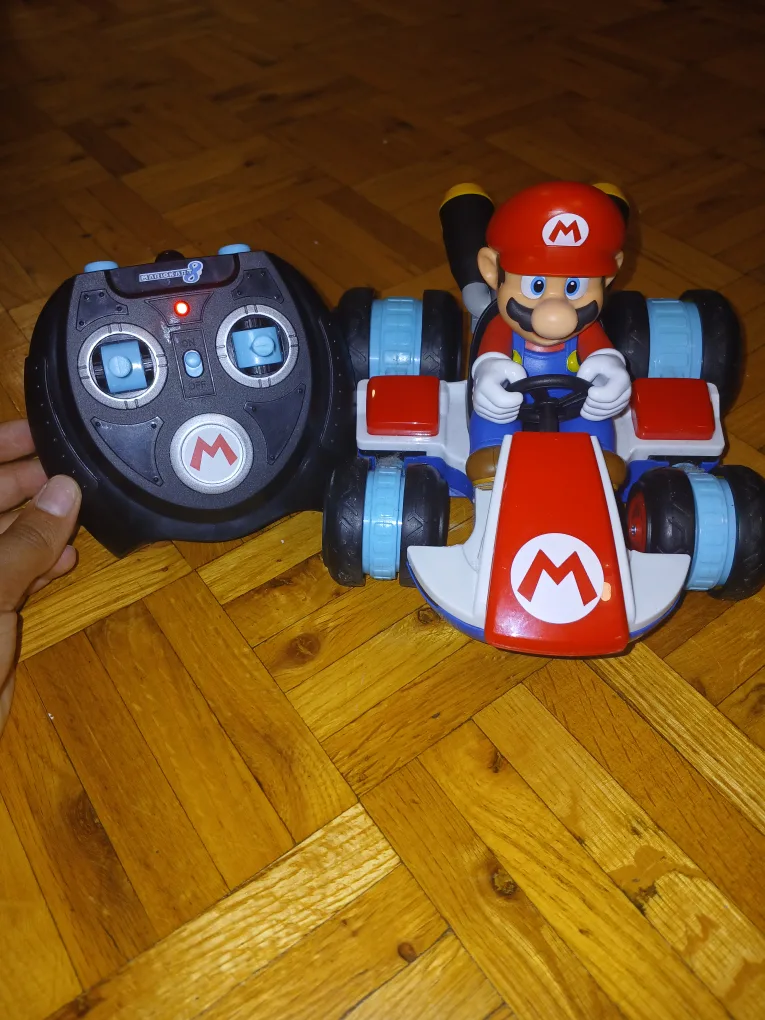 Mario Kart Racer Remote Control Car thumbnail