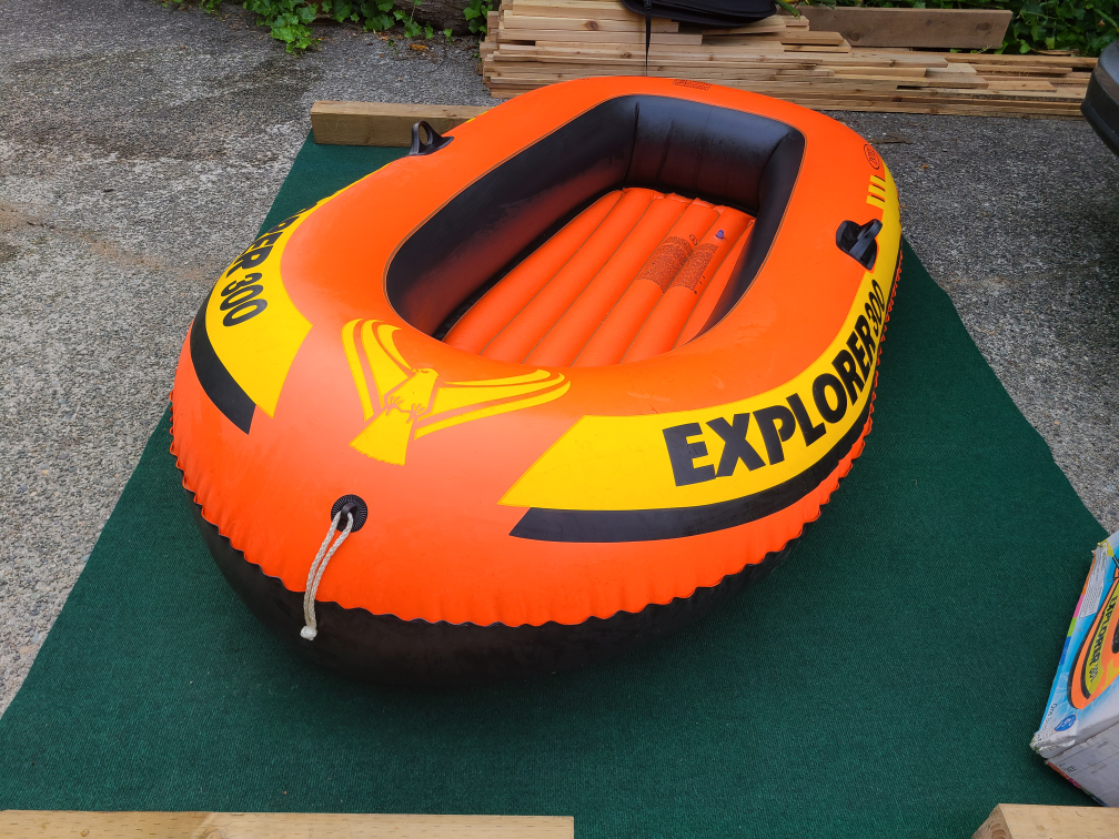 Intex Explorer 300 Inflatable Boat - photo 3