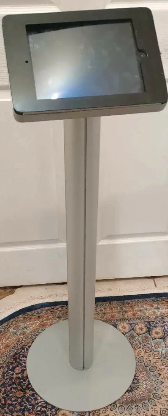 Silver iPad Floor Stand image indicator(7)