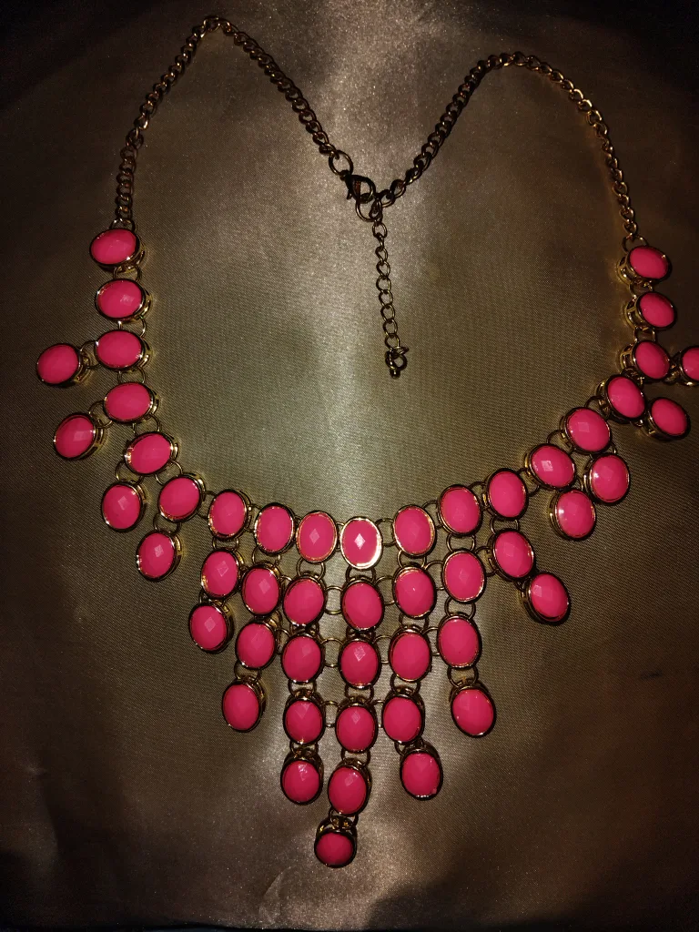 Pink & Gold Statement Necklace image indicator(2)