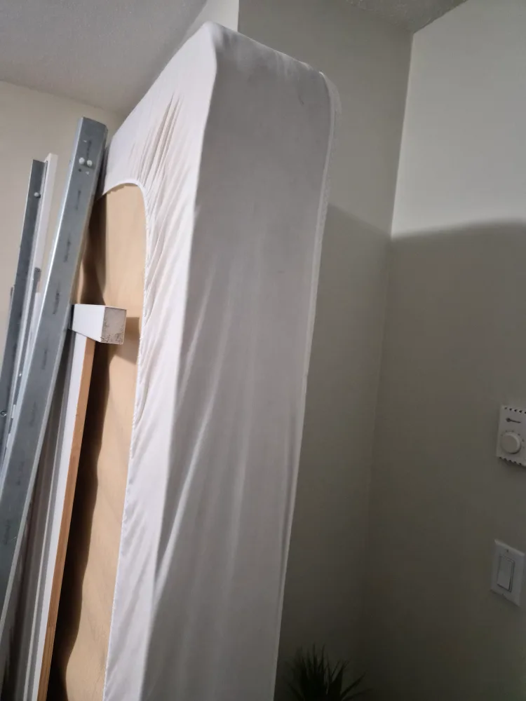 queen size mattress thumbnail