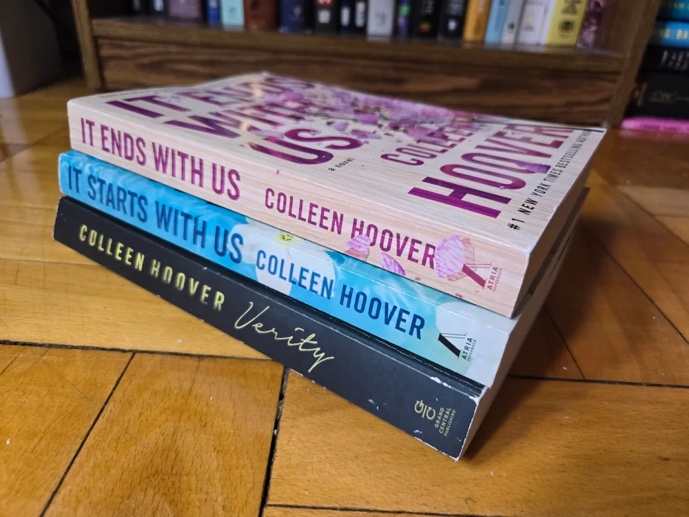 Colleen Hoover Books $5 each thumbnail