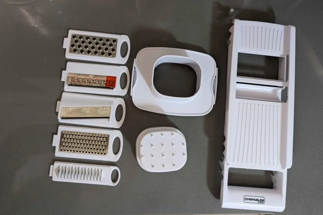 Julienne Veggie Slicer - Mandolin image indicator(10)