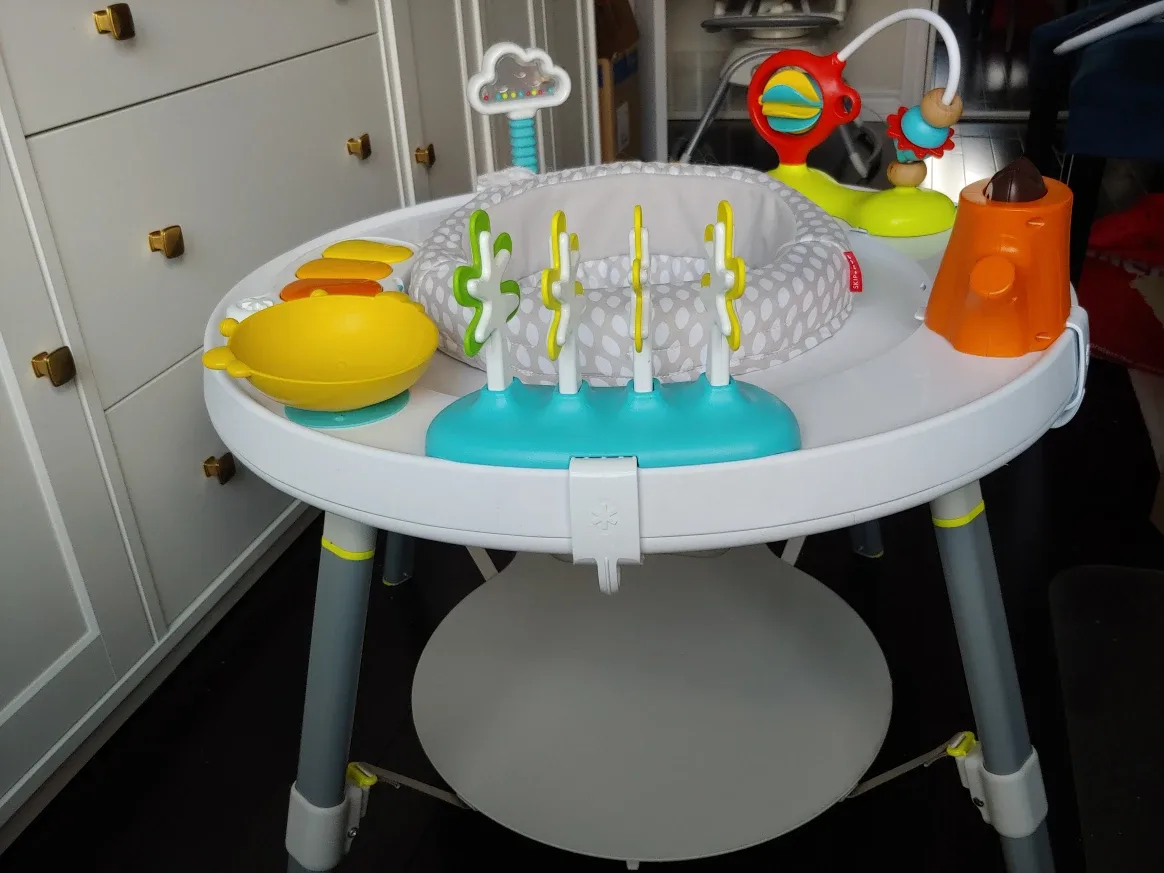 Skip Hop Explore & More Activity Center image indicator(2)