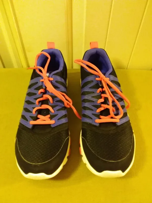 🤶 🆕 Reebok Woman's Running Shoes 👟 Retails $95+Tx  🆕 image indicator(3)