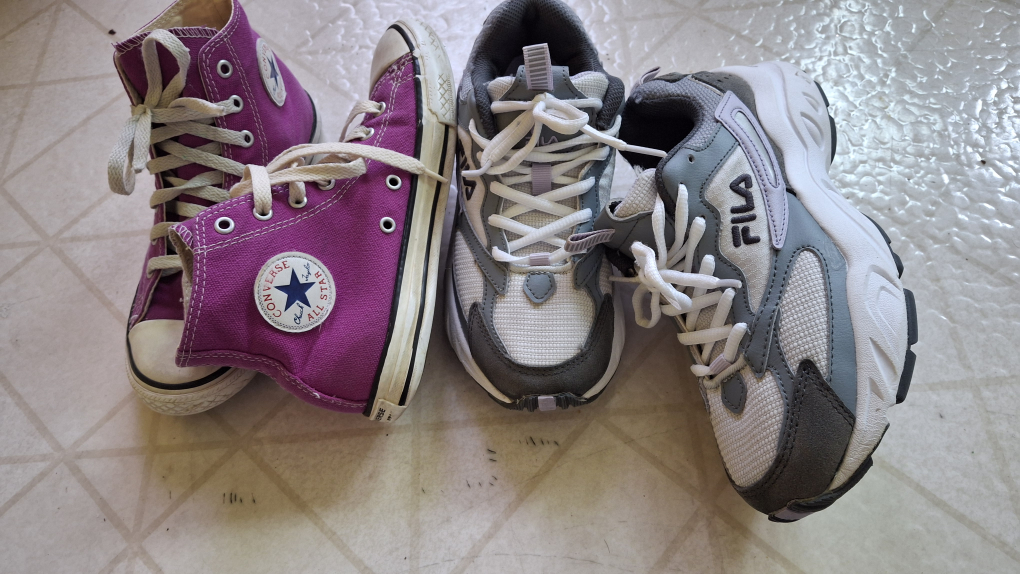 Converse & Fila Kids' Shoes - Size US 3 & 6 - photo 2