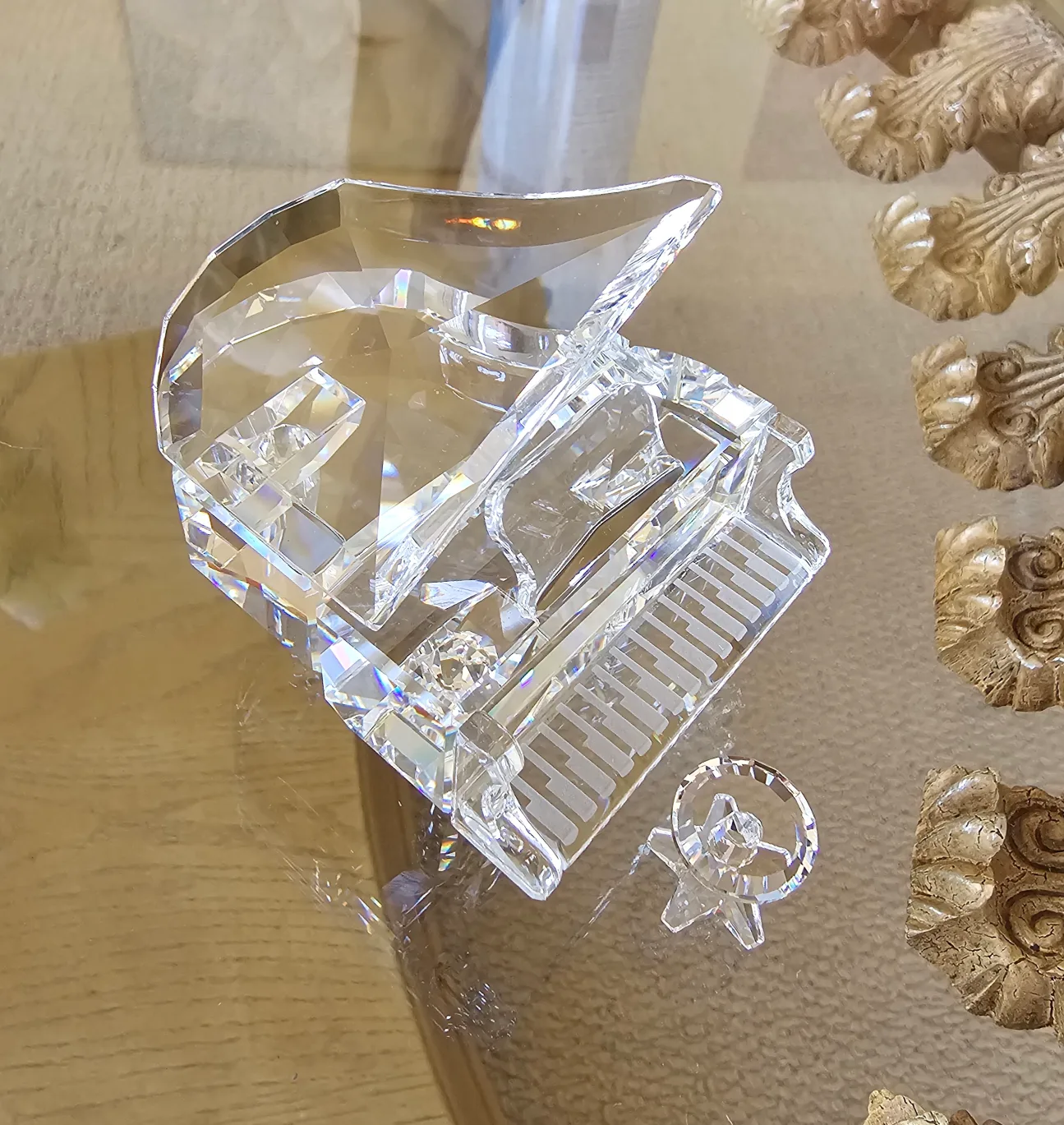 Swarovski Crystal Figurines Collection image indicator(6)