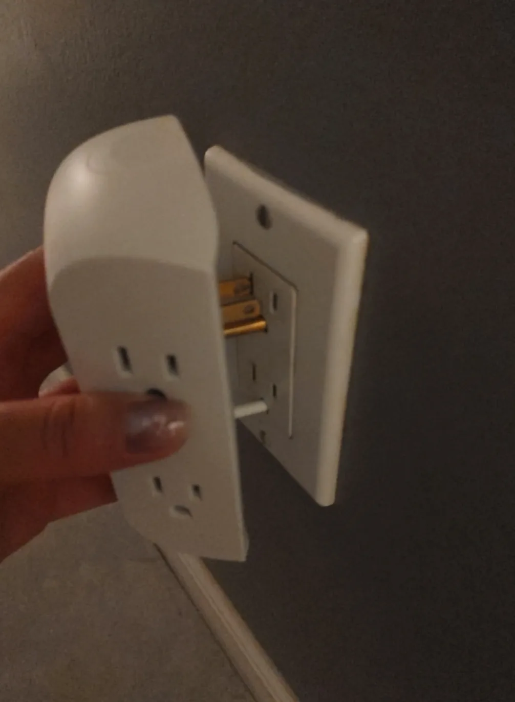 Philips Current Tap Wall Outlet Adapter thumbnail