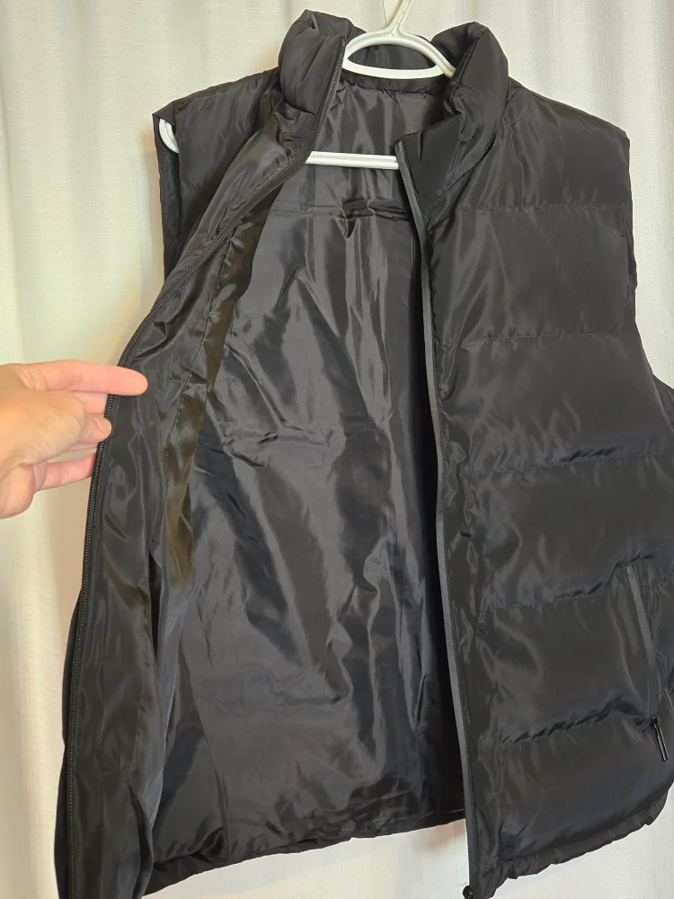 BN Warm lightweight Puffer Style Zip Vest Mens size Medium image indicator(5)