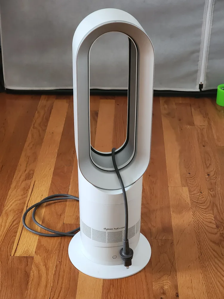 Dyson Hot+Cool Fan Heater White AM09 thumbnail