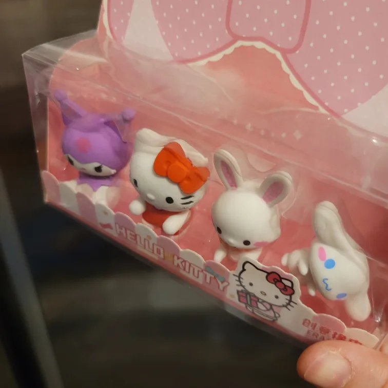 Brand New Hello Kitty Eraser image indicator(2)