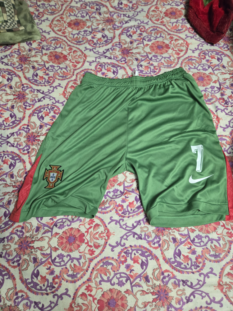 Nike Portugal Ronaldo #7 Soccer Jersey & Shorts - photo 4