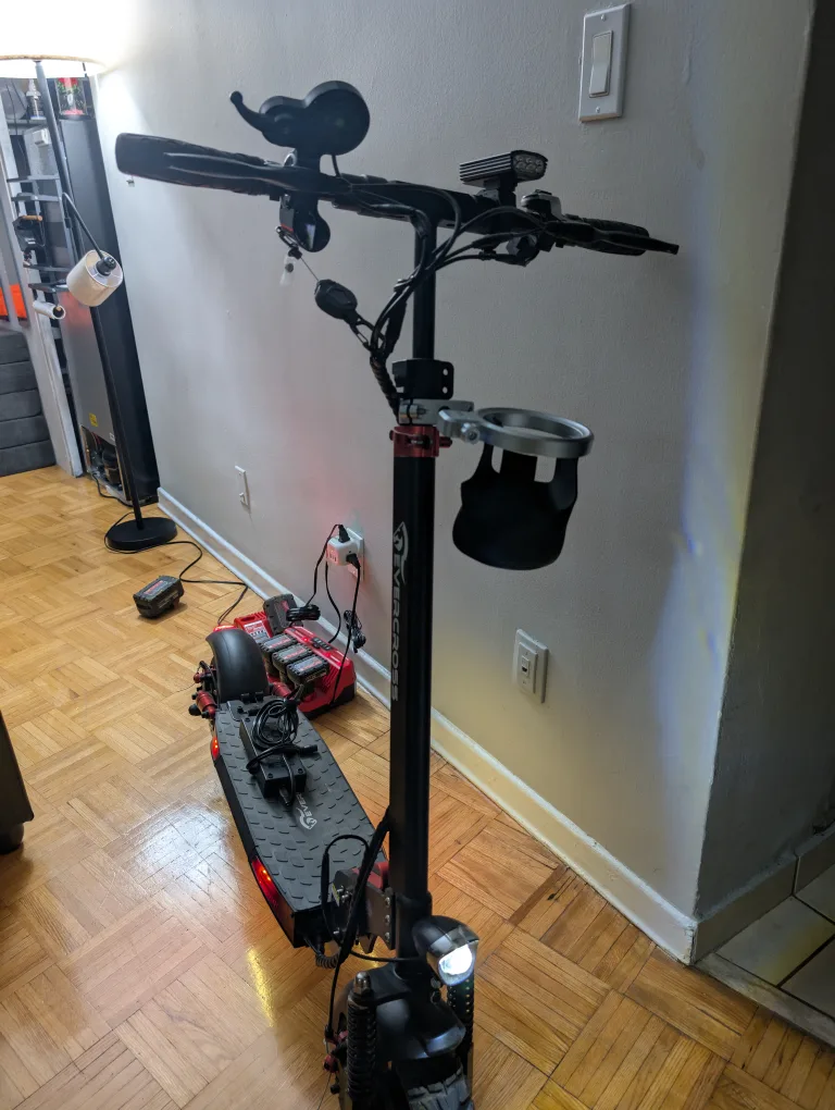 Evercross H5 Electric Scooter with Charger image indicator(5)