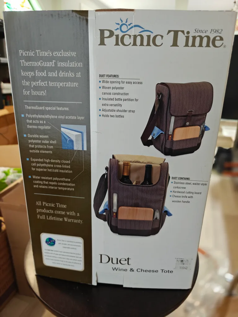Picnic Time Duet Wine & Cheese Tote - New image indicator(2)