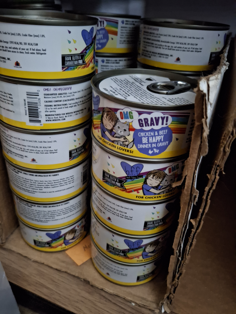 cat food 23 cans