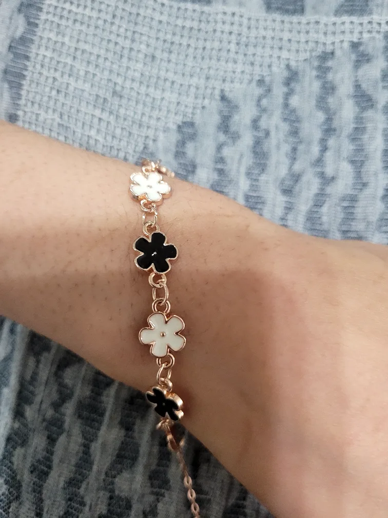 Flower Charm Bracelet - Black & White thumbnail
