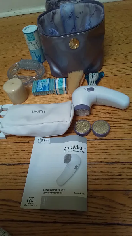 HoMedics SoleMate Portable Pedicure Kit image indicator(2)