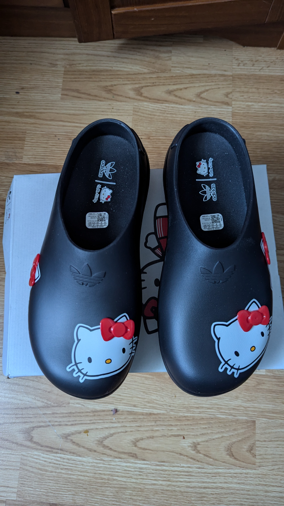 Adidas x Hello Kitty Adifom Clogs - Black - photo 3