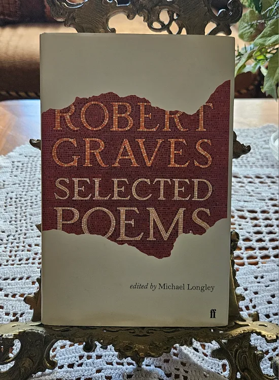 Robert Graves Selected Poems thumbnail